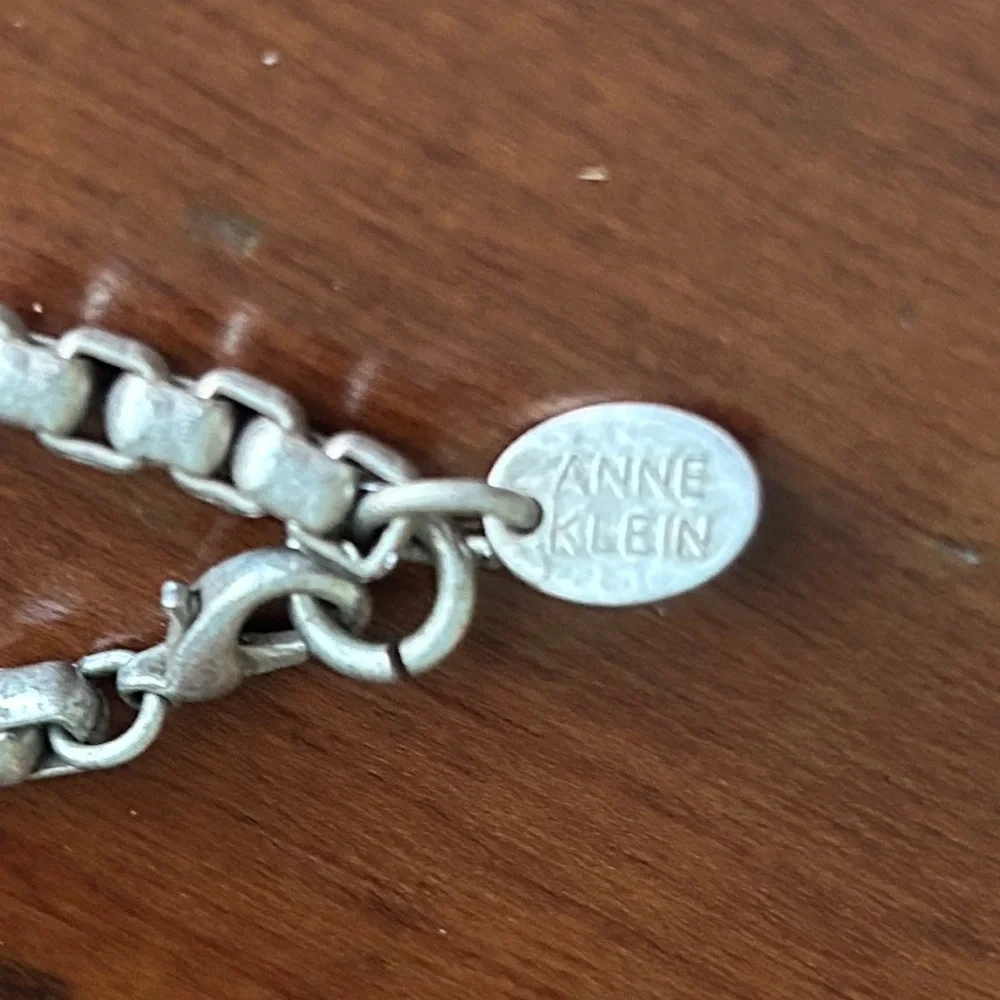 Anne Klein silver toned box link necklace - Picture 2 of 5